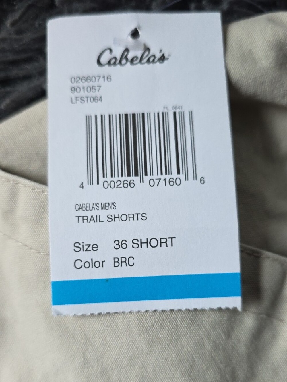 Cabela's Men's Cargo Shorts in Light Khaki - Picture 2 of 8